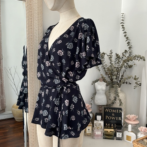 LOFT Blouse - Picture 4 of 6